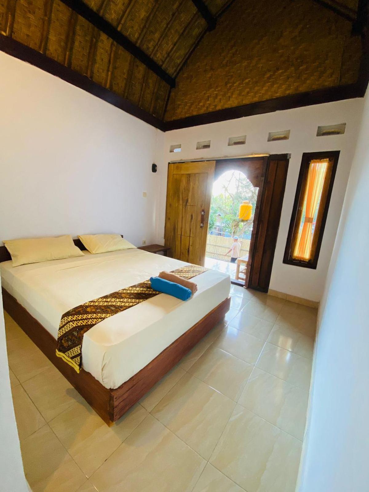 Diki Bungalows Kuta  Dış mekan fotoğraf