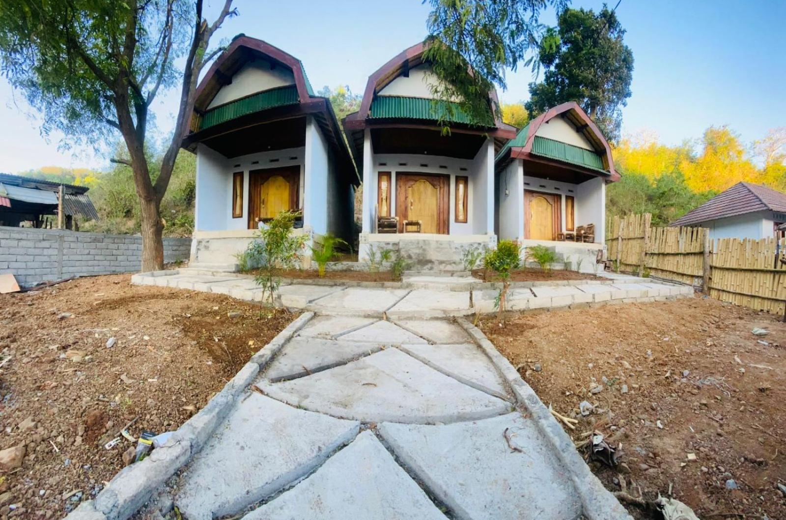 Diki Bungalows Kuta  Dış mekan fotoğraf