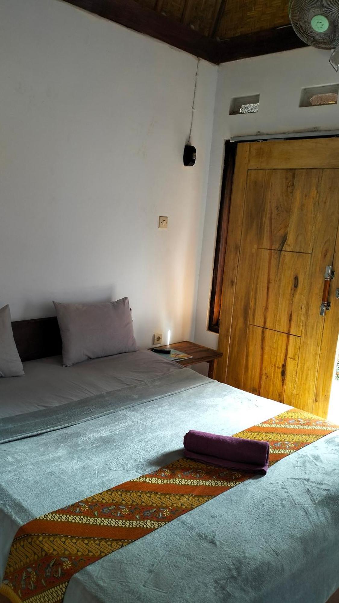 Diki Bungalows Kuta  Dış mekan fotoğraf