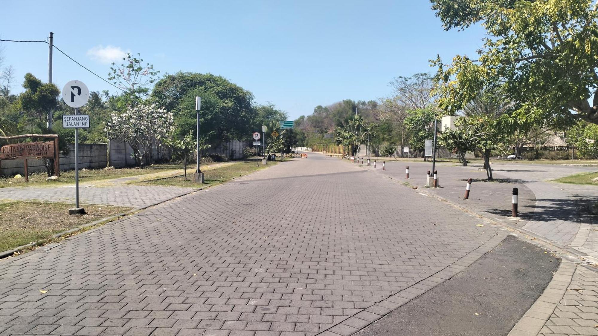 Diki Bungalows Kuta  Dış mekan fotoğraf