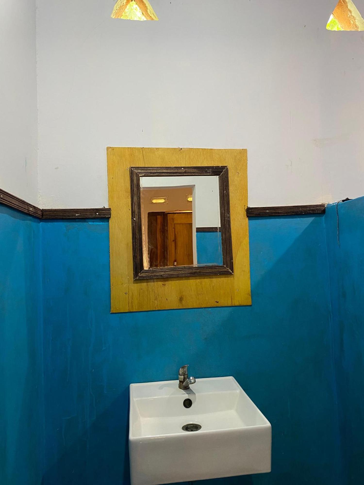 Diki Bungalows Kuta  Dış mekan fotoğraf