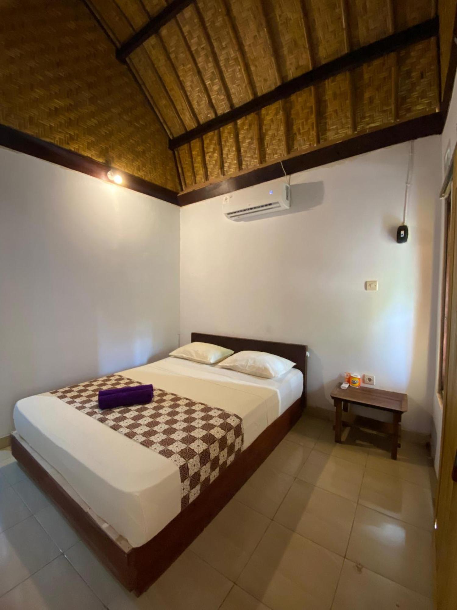 Diki Bungalows Kuta  Dış mekan fotoğraf